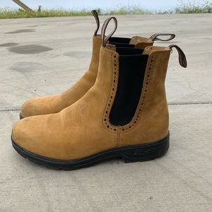Blundstone high top boots, lightly worn